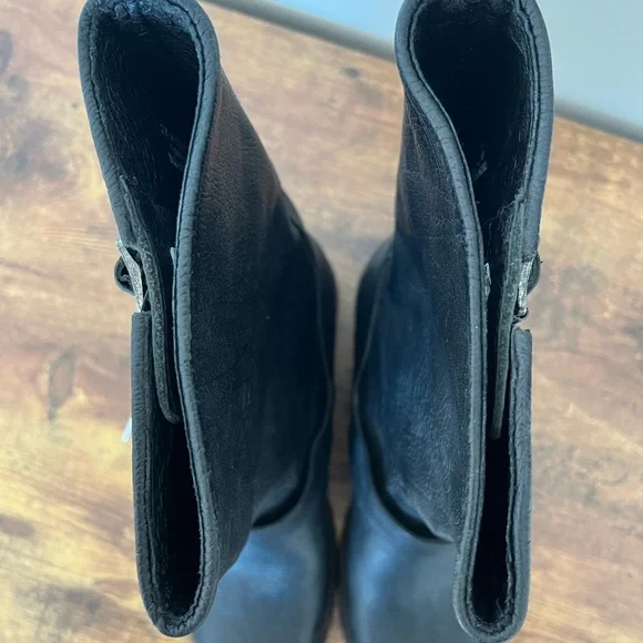 Frye Jenna engineering bootie. Size 7 black - Picture 11 of 12